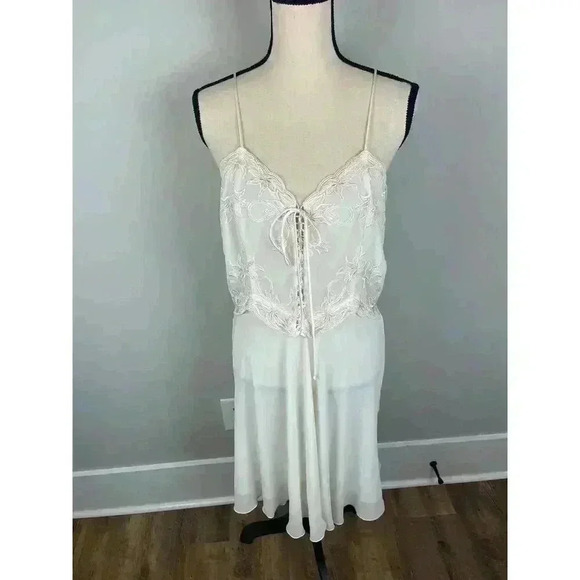 Linea Donatella Babydoll Sheer Lace Front Embroidered Sleeveless Nightgown M/L - Picture 1 of 14